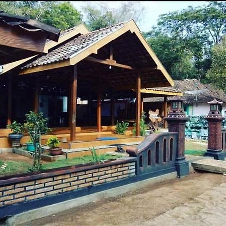 Nara Homestay Syariah Mangunan Экстерьер фото