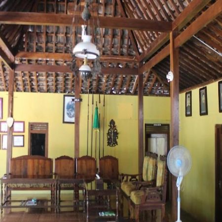 Nara Homestay Syariah Mangunan Экстерьер фото