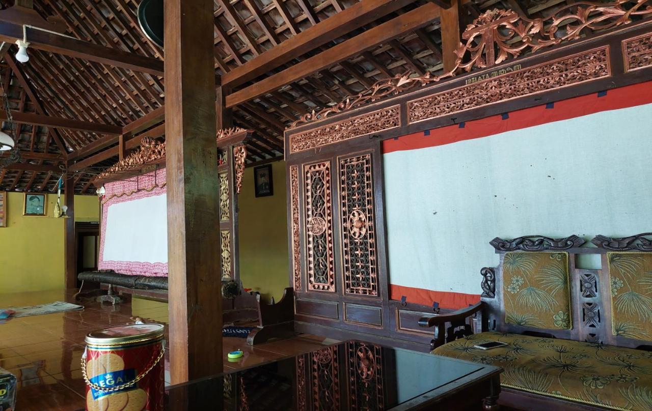 Nara Homestay Syariah Mangunan Экстерьер фото