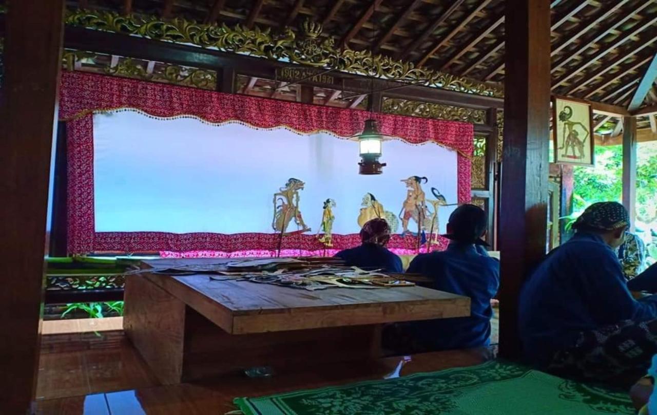 Nara Homestay Syariah Mangunan Экстерьер фото
